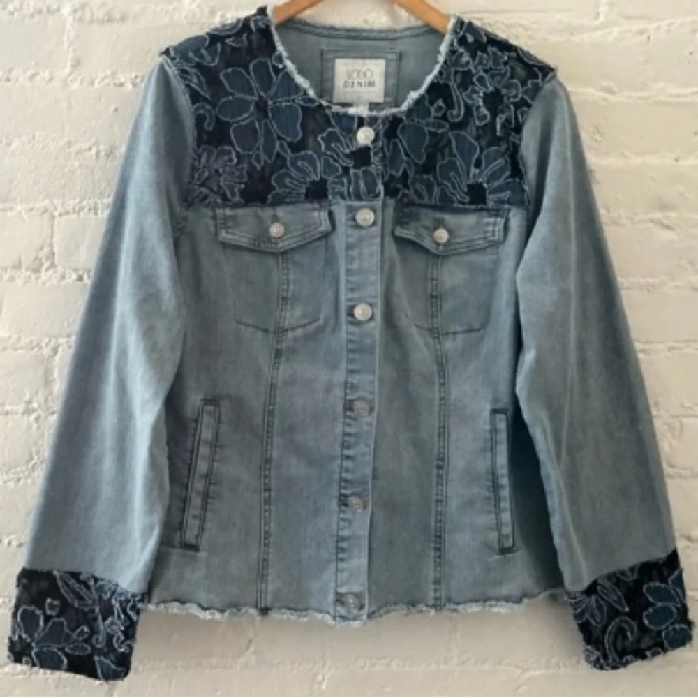 Floral Embroidered Jean Jacket